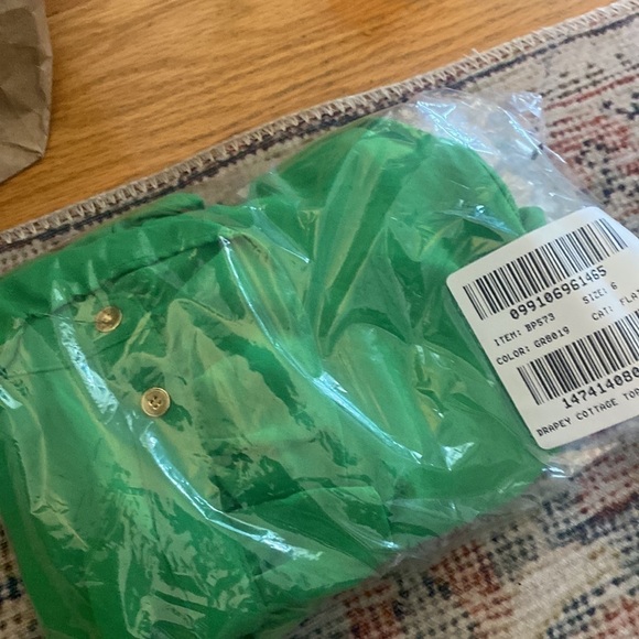 J Crew Drapey cottage top BP573 - Picture 4 of 4